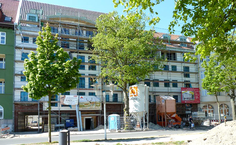 Neubau von 2 Wohn- und Geschäftshäusern